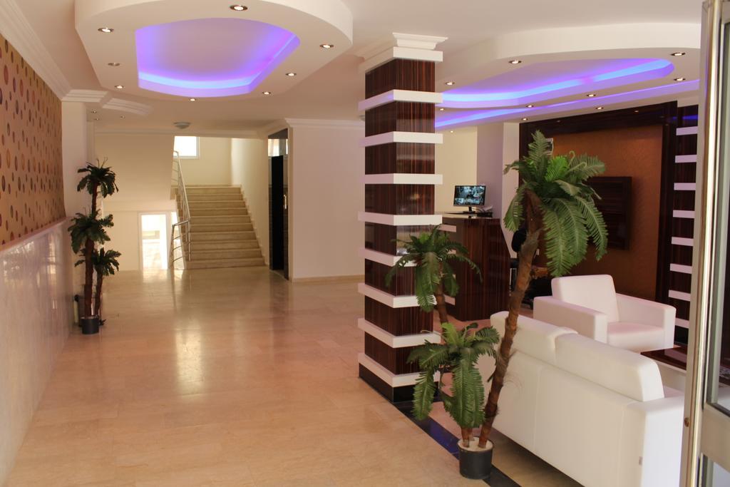 Oba Apartment *